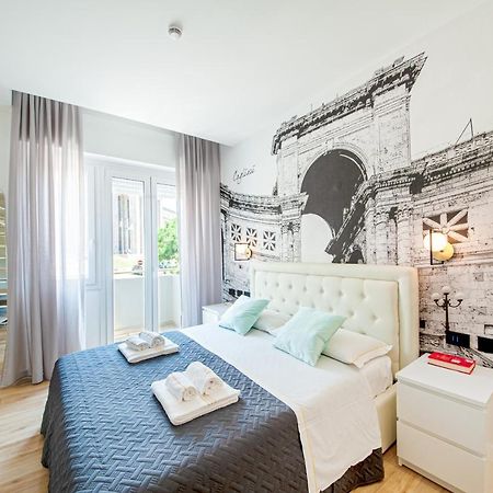 [Eleonore Elegant Room Suite Cagliari Esterno foto